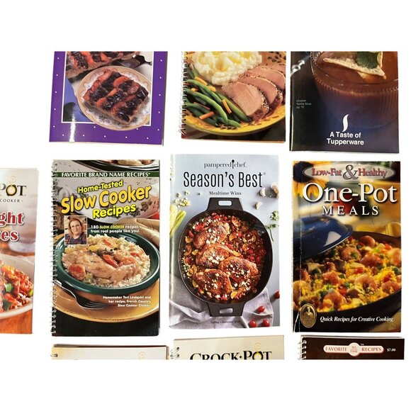 Lot 10 Small Paperback Cookbooks Crockpot Amish Pampered Chef Tupperware - Picture 5 of 11